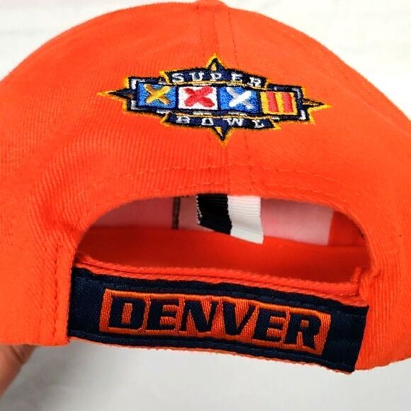 Vintage Denver Broncos Hat - Picture 4 of 10